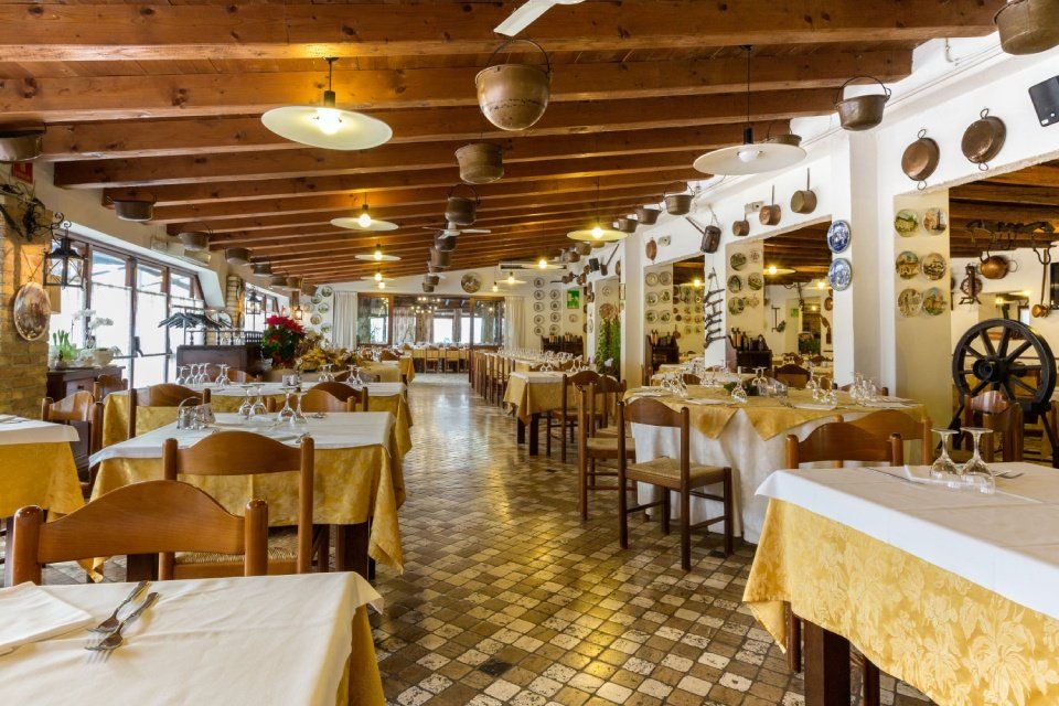 Locale rustico e familiare