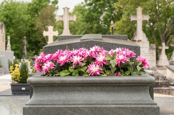 Oggetti d’arte funebre