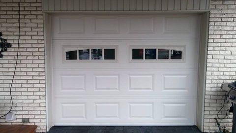 White Garage Door-Lexington, KY-Lindsey's Garage Doors White Garage Door-Lexington, KY-Lindsey's Garage Doors