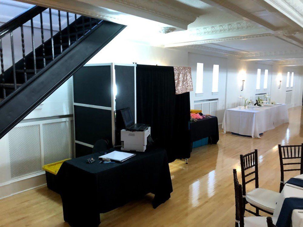 Photo-Booth-Rental-The-Howard-Oshkosh-Sound-Sensations-Entertainment