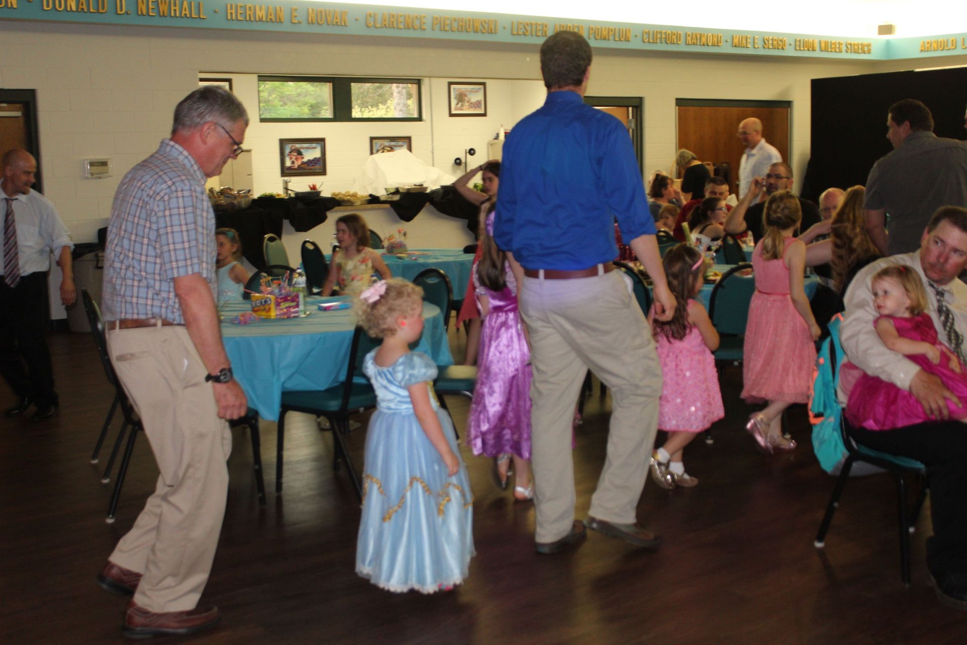 Father Daughter dance fun in Sherwood Wisconsin with Sound Sensations Entertainment