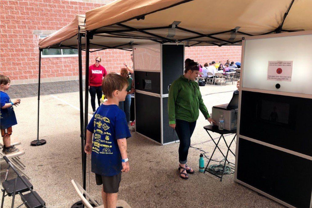 photo-booth-sound-sensations-entertainment-oshkosh-ymca