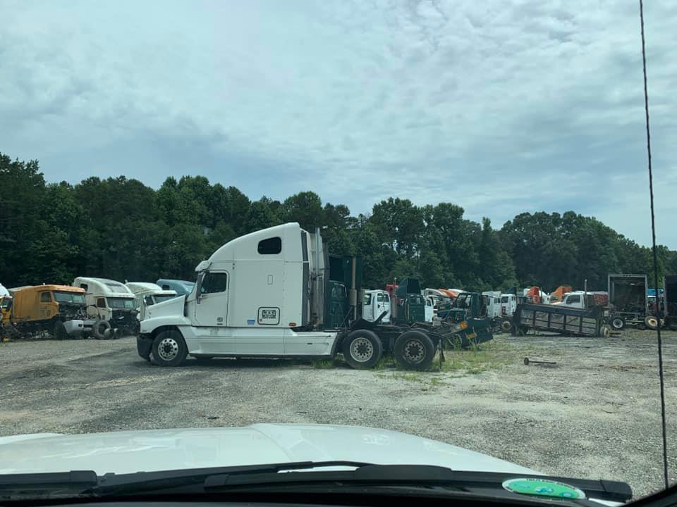 Sideview Of White Truck — Gillsville, GA — Simpson & Simpson LLC