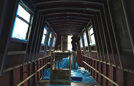 electrical wiring in the boats 