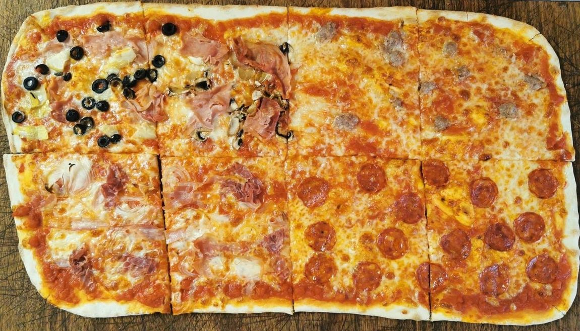pizza a taglio con funghi