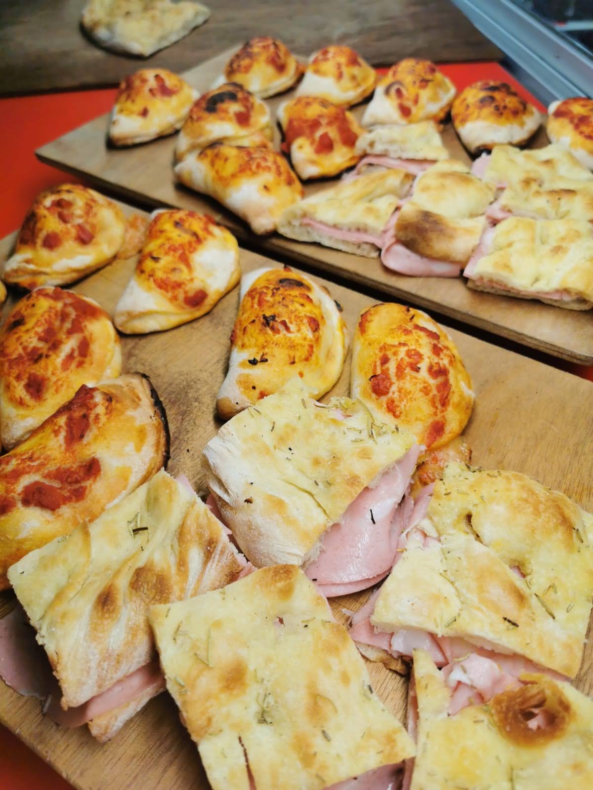 calzoni con prosciutto