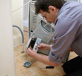 Repair Man — Appliance Repair in Wauwatosa, WI Repair Man — Appliance Repair in Wauwatosa, WI