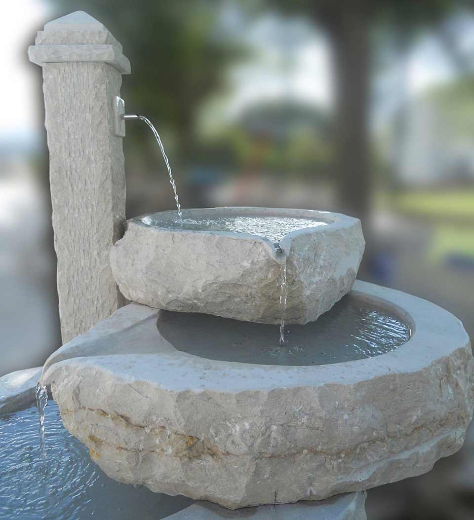 complementi d'arredo per esterni in pietra