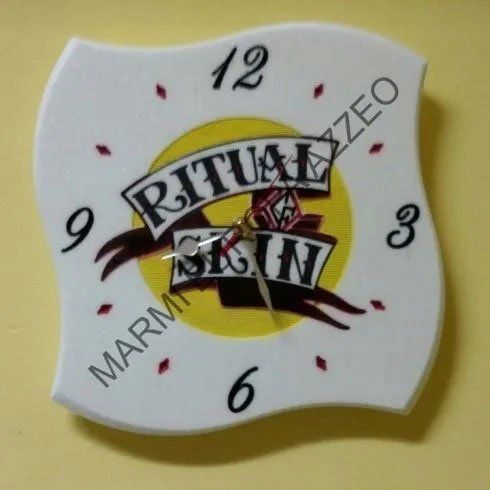 orologio da parete in marmo