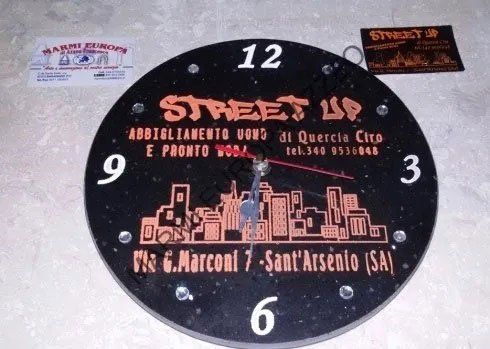 orologio da parete in marmo con frasi