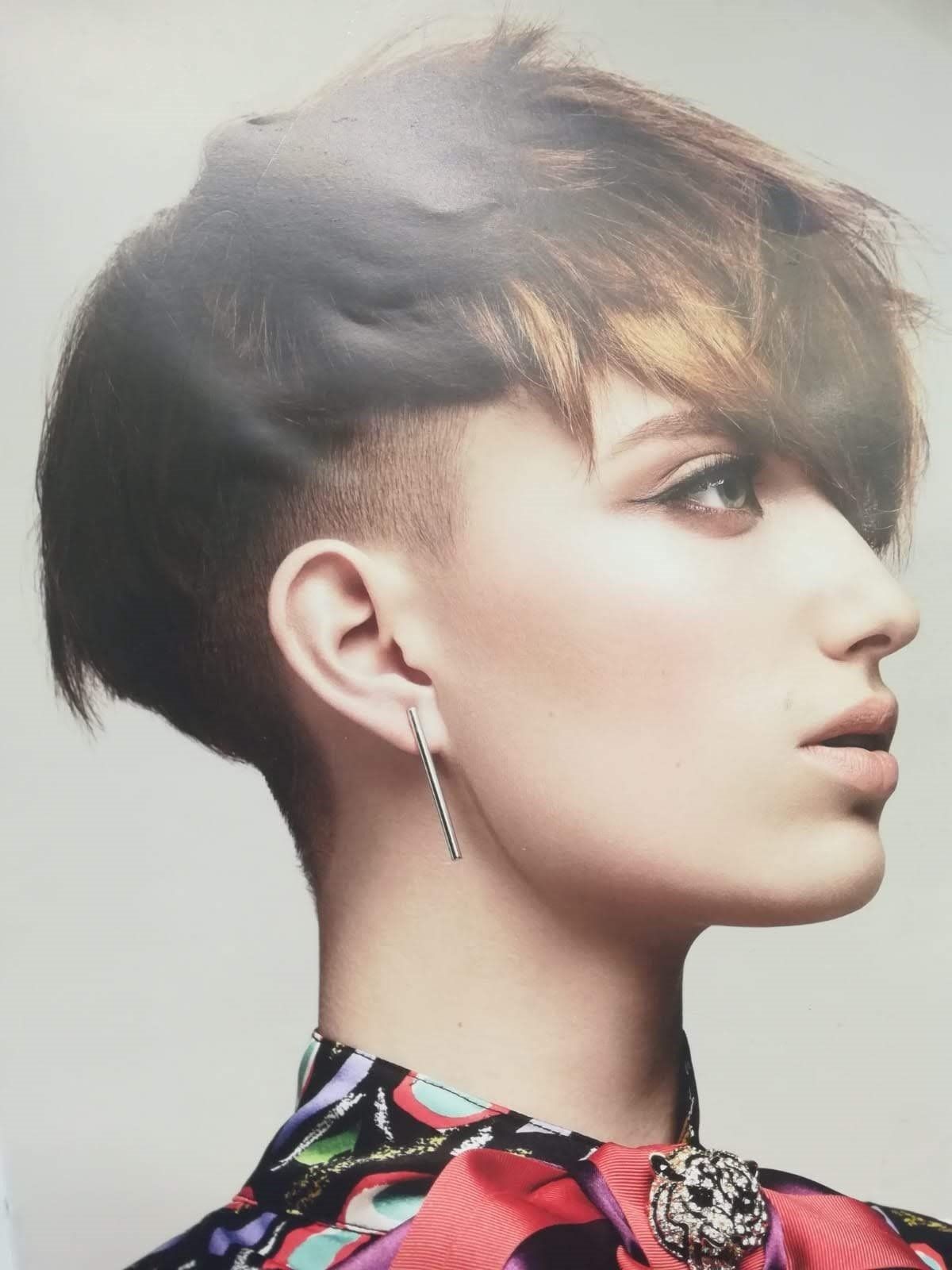 Capelli corti donna