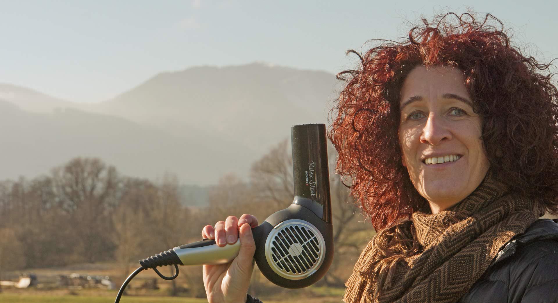 Friseurmeisterin Julia Wisst in Murnau, am Alpenvorland