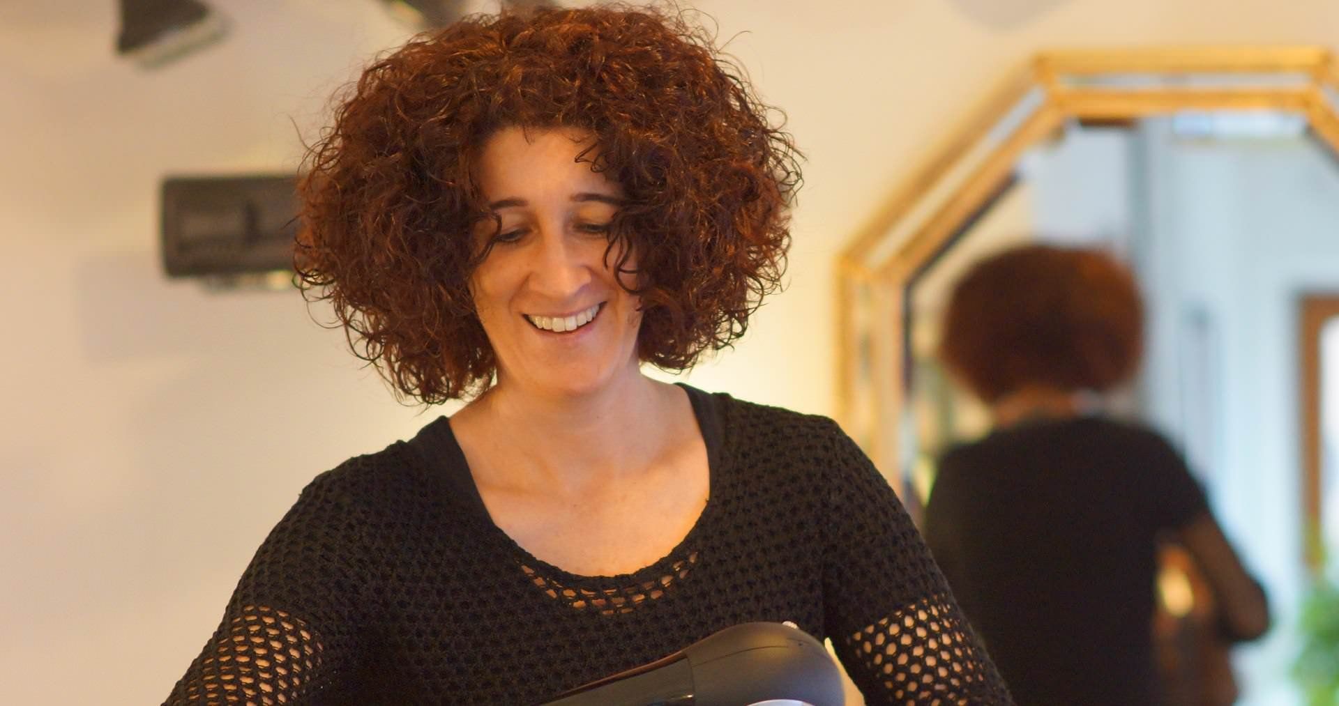 Julia Wisst beim Damenstyling