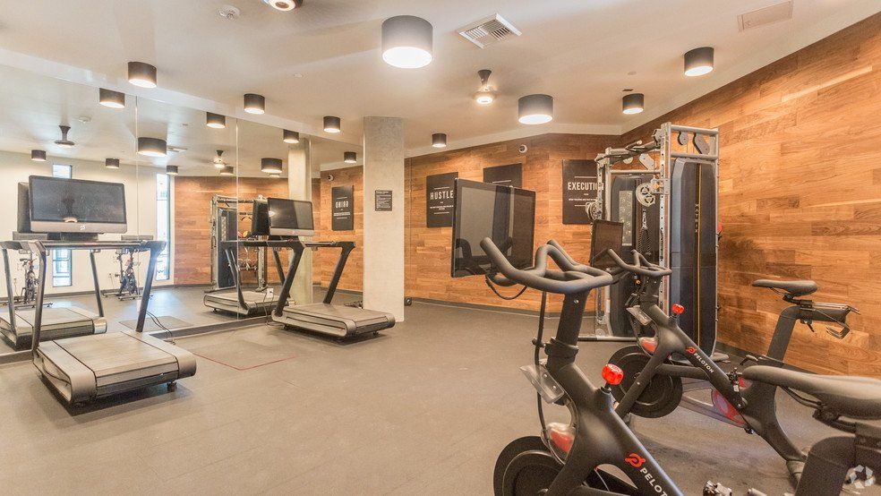 village-at-westgate-edmonds-wa-interior-photo (4)