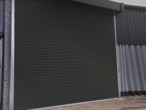 Safety compliant industrial roller shutters