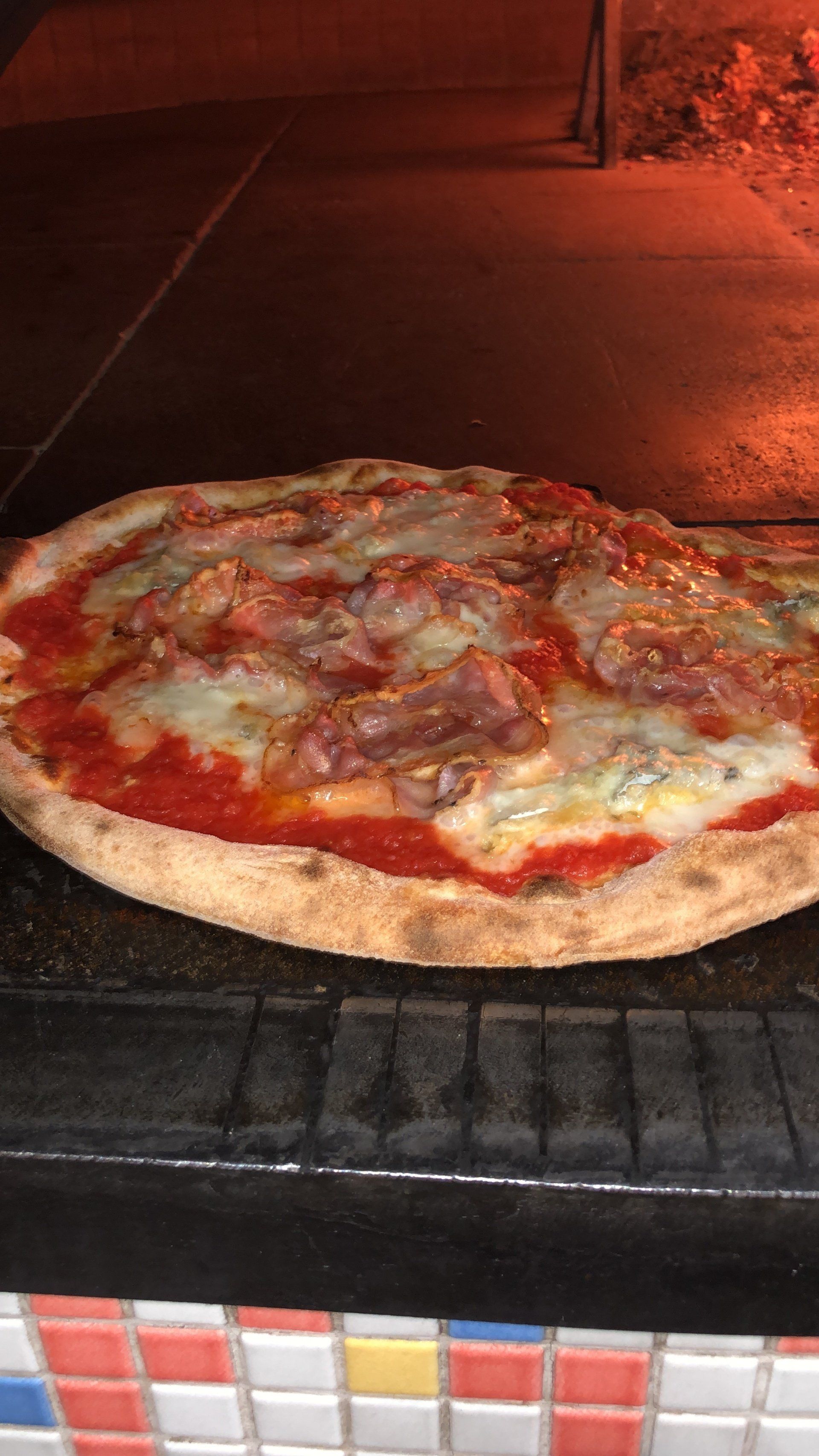 Pizzeria