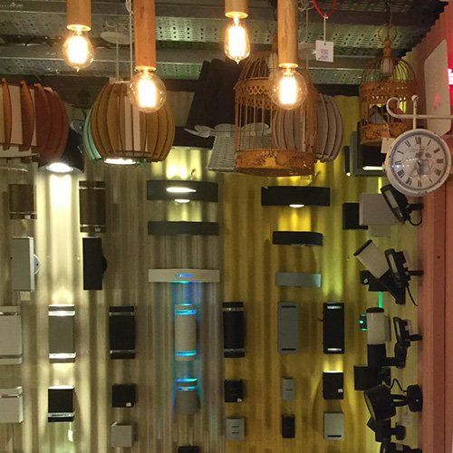 MERCADO DE LUCES