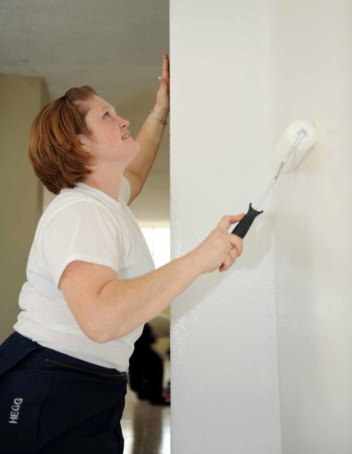 woman painting
