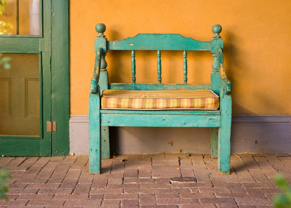 Painting Furniture with Chalk Paint