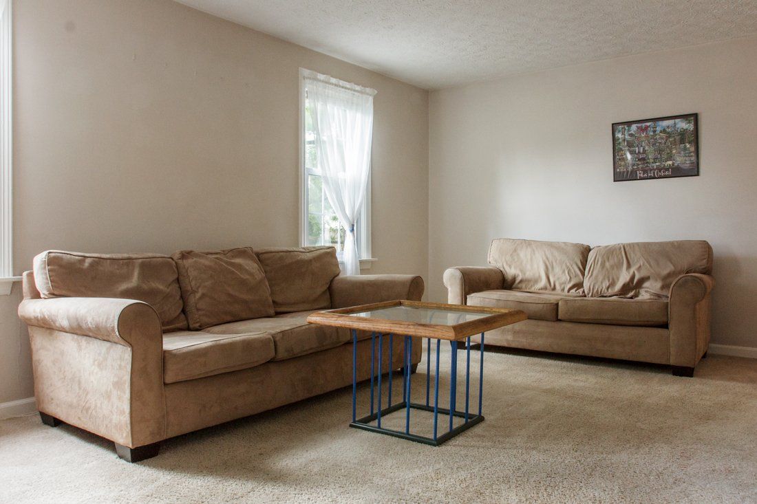 living room miami student rental