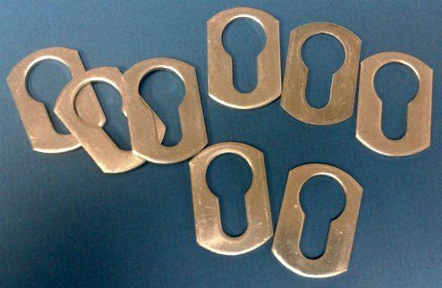 Keyhole_Washers_2.jpg Keyhole_Washers_2.jpg