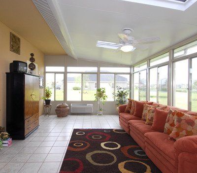 aluminum_sunroom_easy_straight_solid_02.jpg aluminum_sunroom_easy_straight_solid_02.jpg