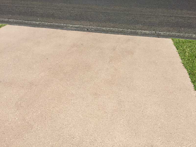 edge of concrete driveway