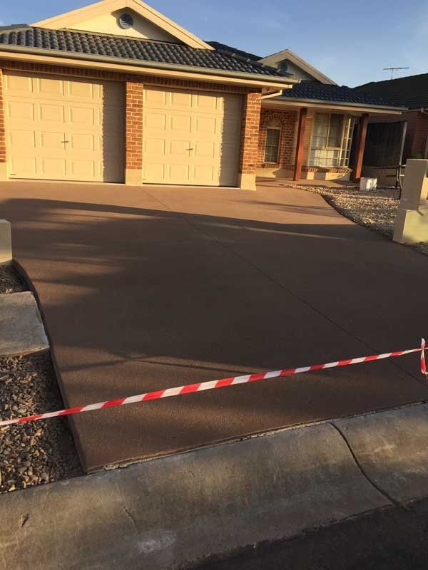 new tan coloured driveway