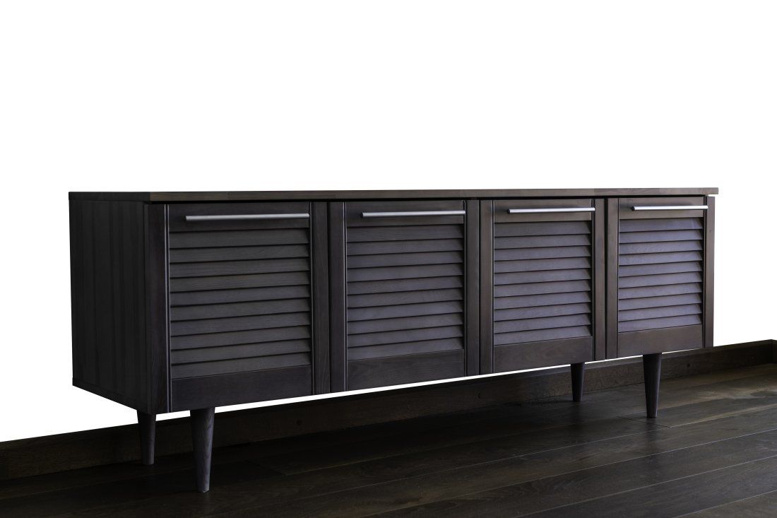 Manufacture of wooden chests of drawers 2