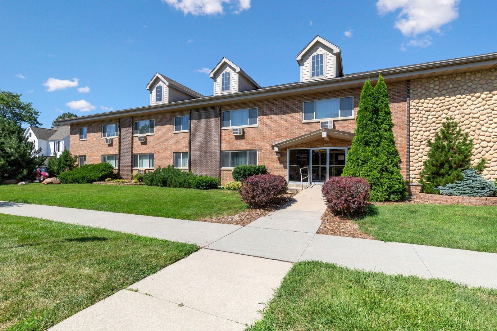 University Manor