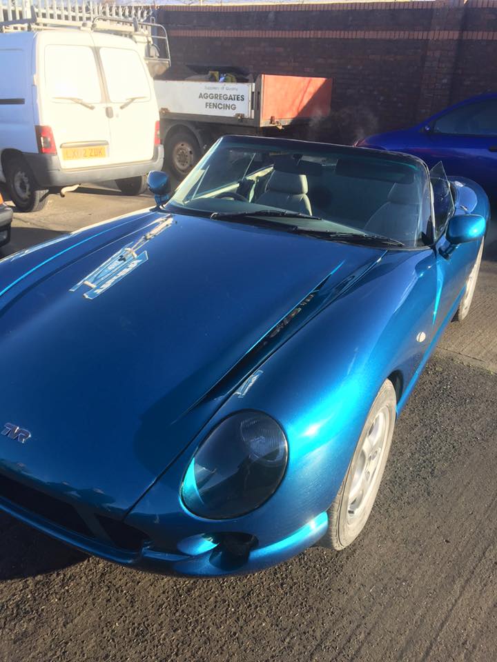 car with body damage repaired