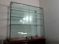 scaffale vetrina
