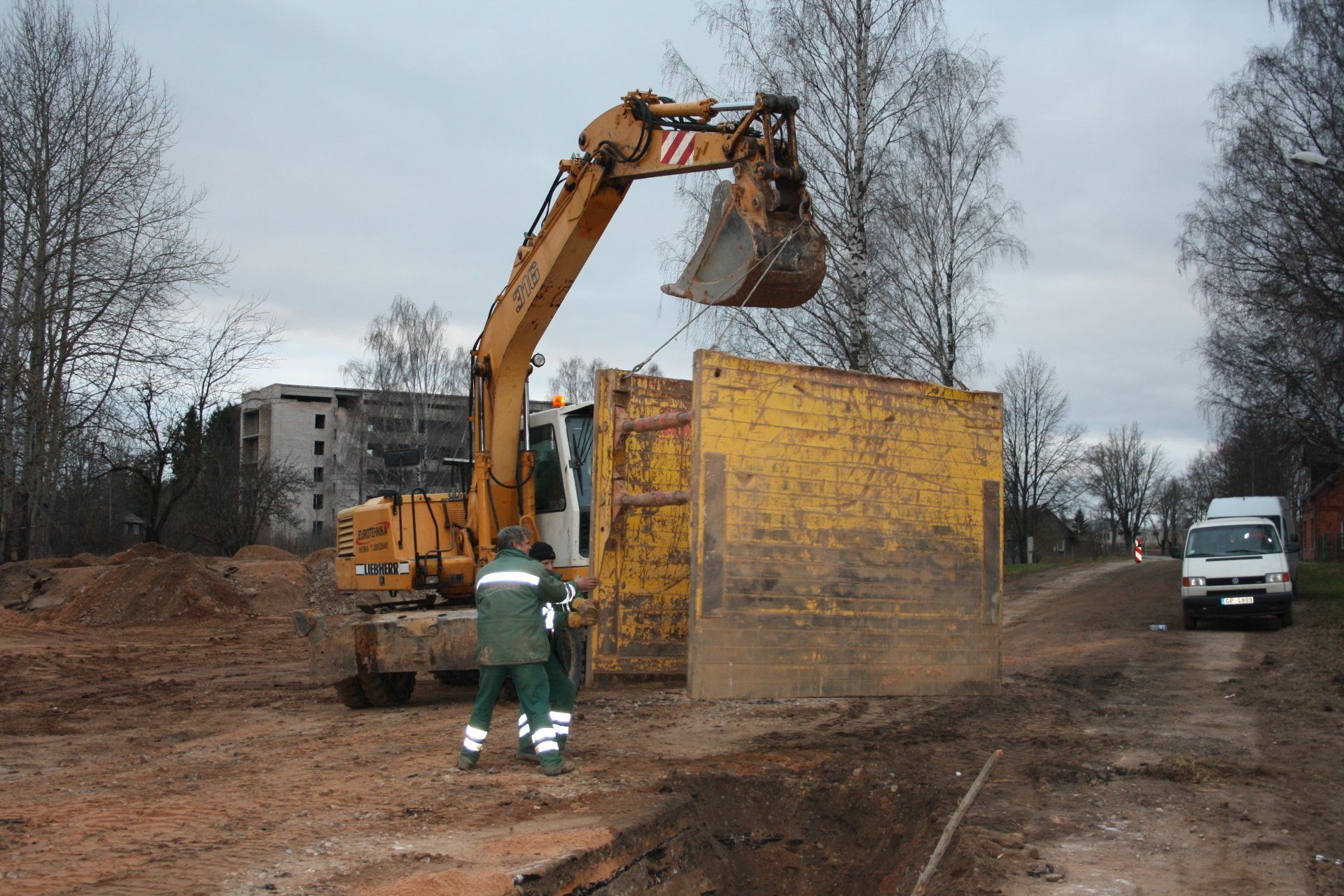EUROTEHNIKA Būvtehnikas noma, Riteņu ekskavators 3