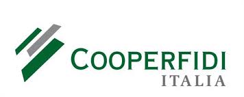Un logo per Cooperfidi Italia con una freccia verde su sfondo bianco.