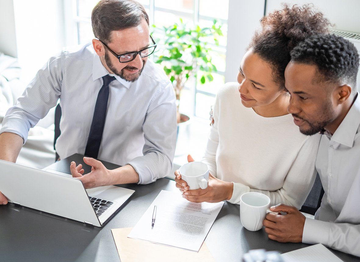 Accountant Talking to Clients — Marianna, FL — LESLIE A. TUCKER, CPA, PA, CERTIFIED PUBLIC ACCOUNTANT Accountant Talking to Clients — Marianna, FL — LESLIE A. TUCKER, CPA, PA, CERTIFIED PUBLIC ACCOUNTANT