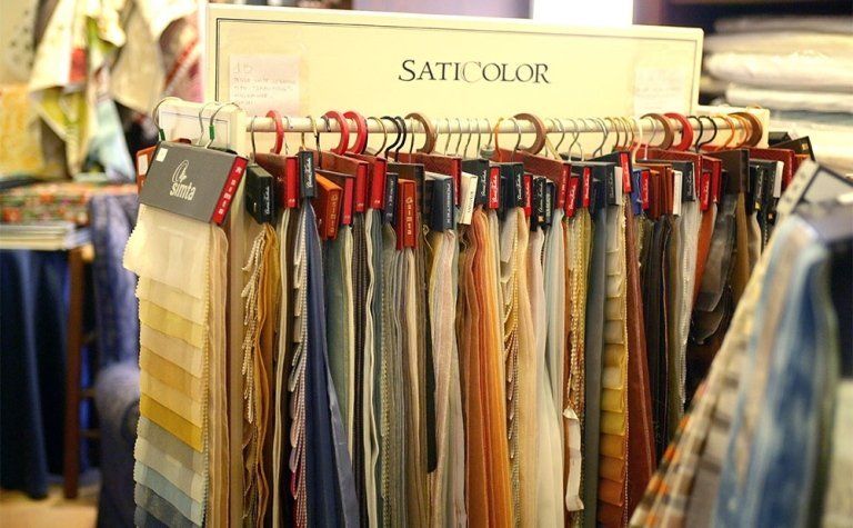 cataloghi di tessuti per interni