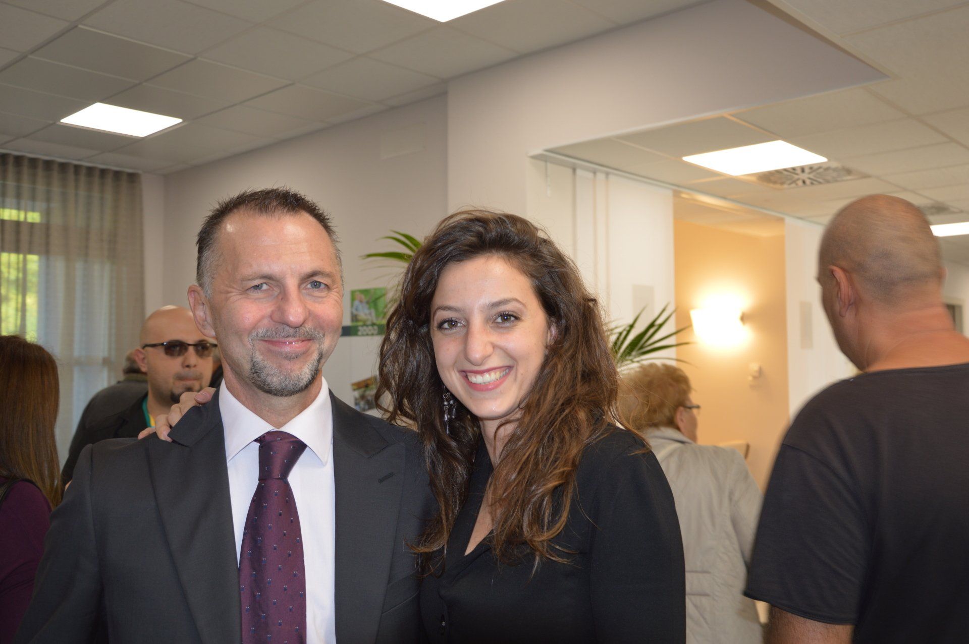 visitatori nella giornata inaugurale della residenza per anziani