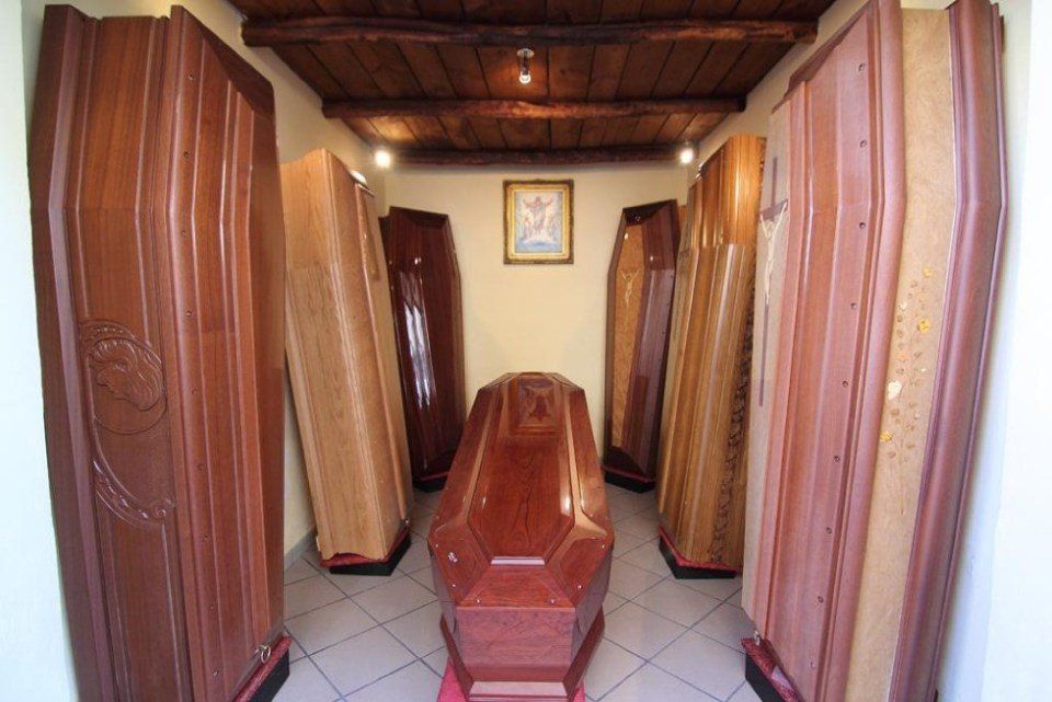 Magazzino di bare