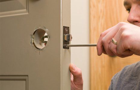 Door lock and key