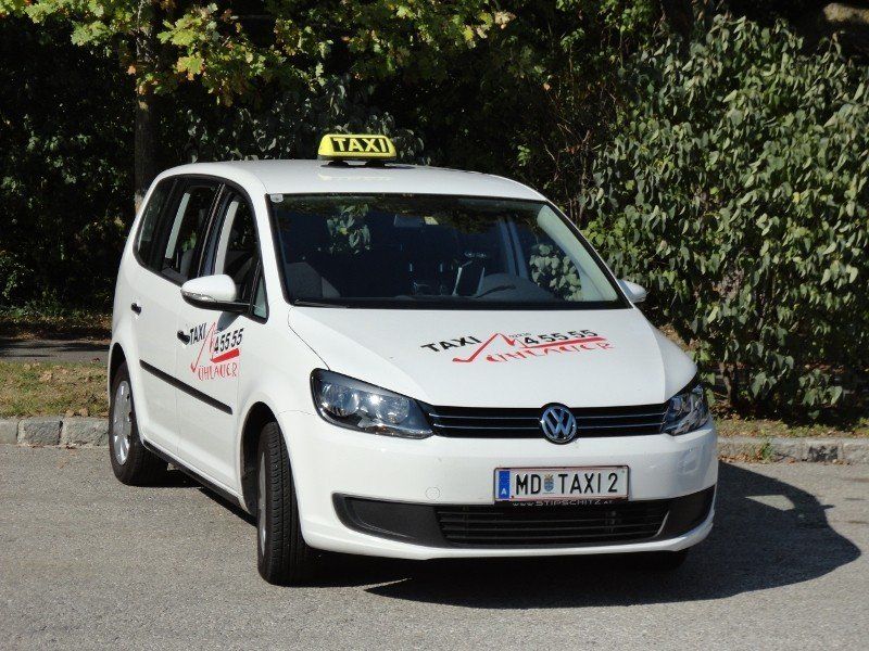 Minivan Taxi Mühlauer