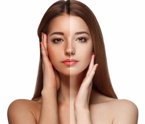 Immagine spezzata di viso di donna con e senza trucco