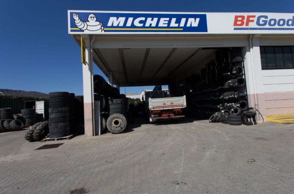 esterno autofficina