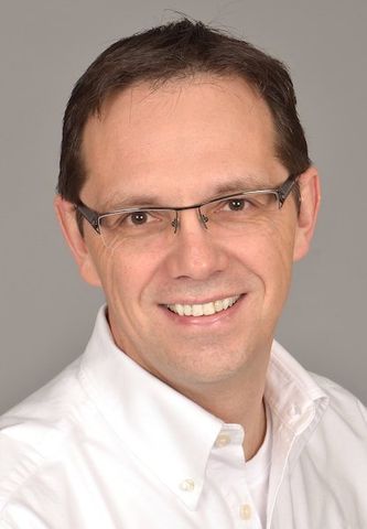 Zahnarzt Trier: Dr. Ralf Junk Zahnarzt Trier: Dr. Ralf Junk