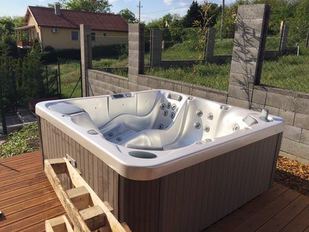 jacuzzi szállítás, jakuzzi költöztetés