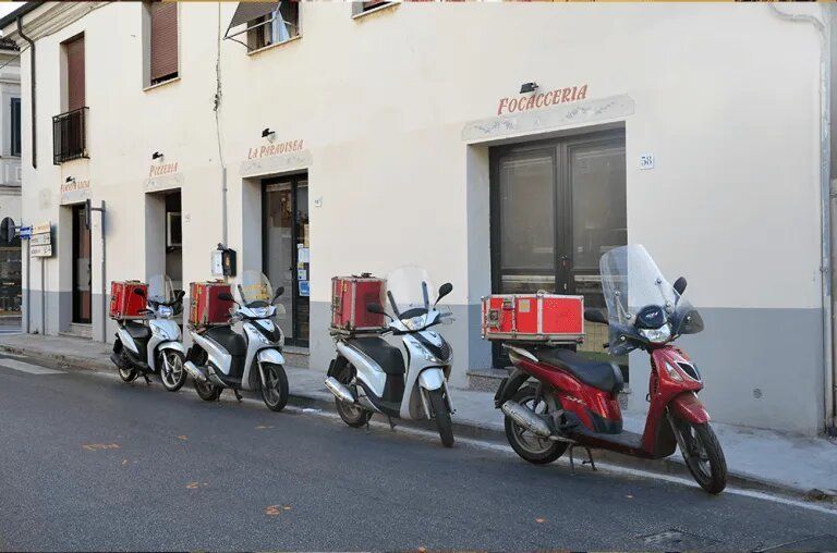 Delivery pizza
