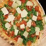 Pizza caprese
