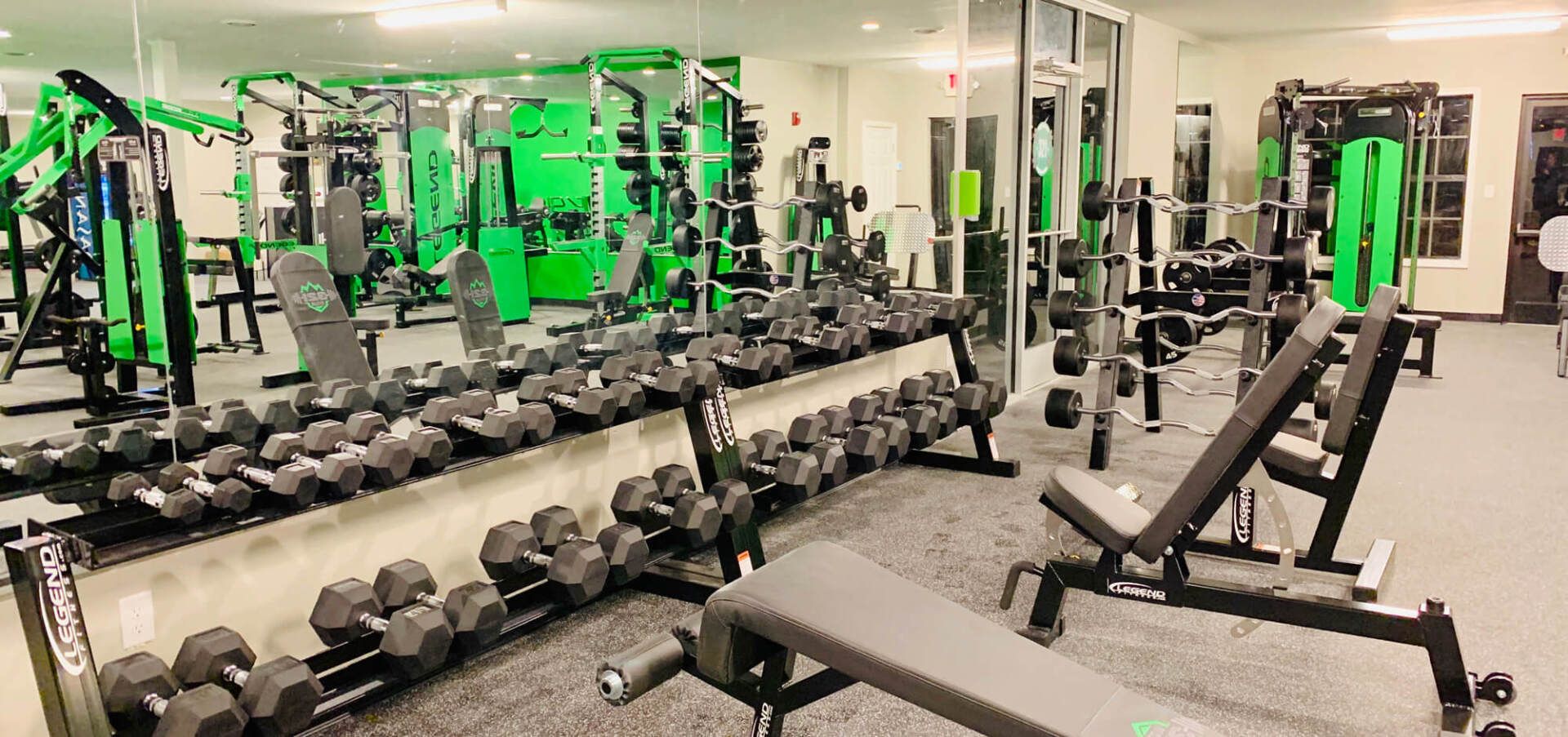 rack of dumb bells