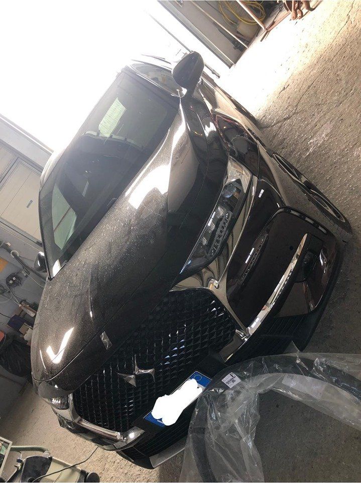 auto in riparazione