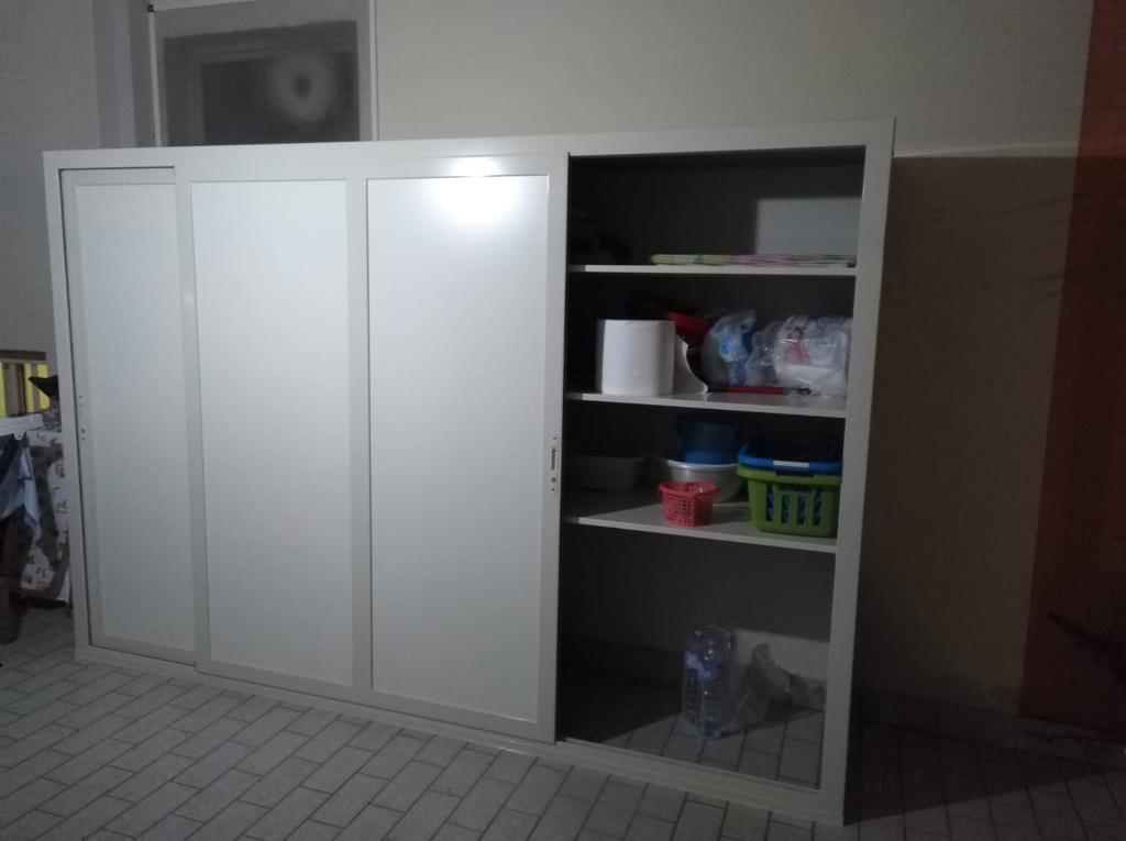 mobili in alluminio