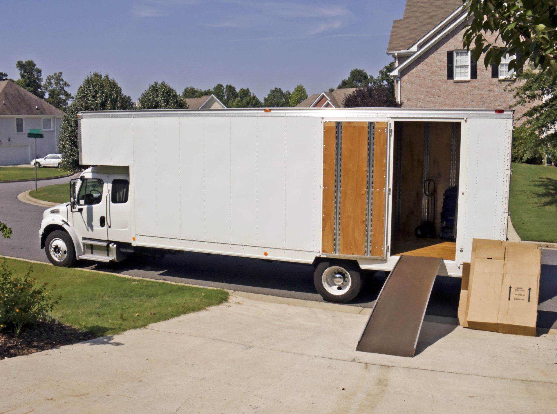 Moving Service Truck — Minneapolis, MN — Bester Bros Transfer & Storage Co